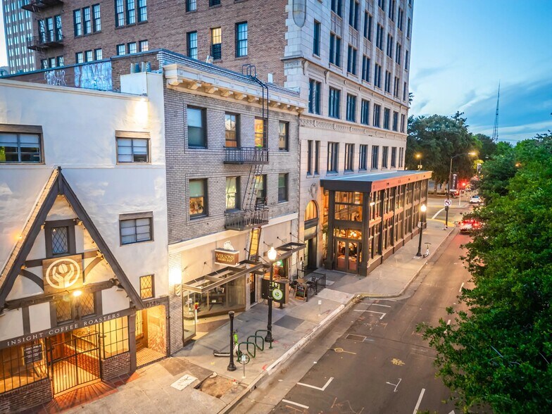 Building Photo - 1010 10th St