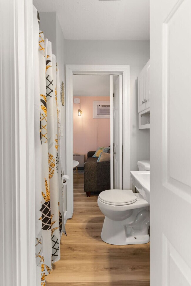 Building Photo - 12 G St