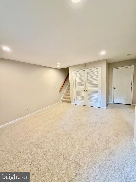 Building Photo - 15519 Exmore Ct