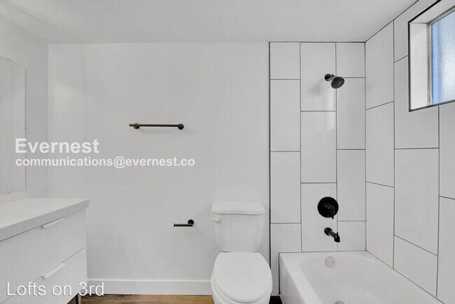 Building Photo - 1401 N 3rd St