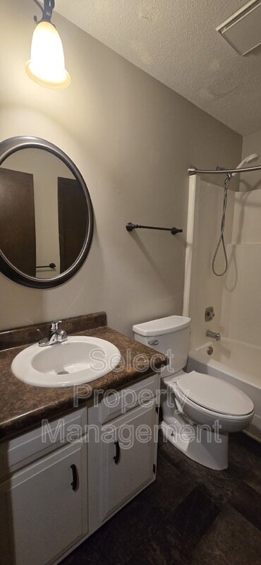 Building Photo - 3519 Shoaff Park River Dr