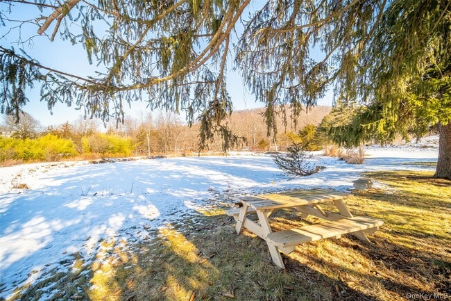 Building Photo - 16 Jmd Dr