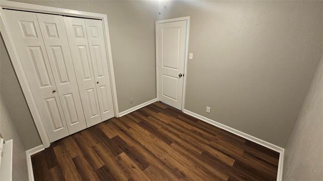 Building Photo - 5604 Oak Grove Rd