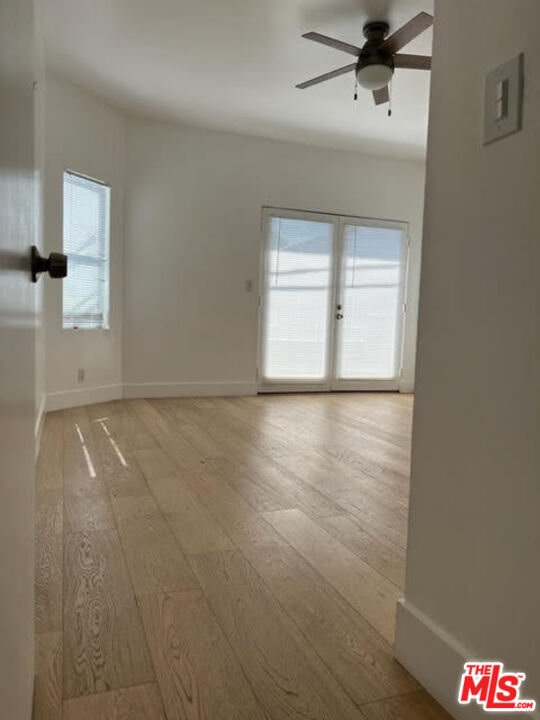 Building Photo - 20 28th Ave