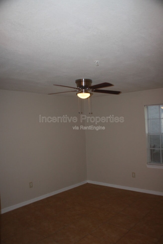 Building Photo - 7220 Westpointe Blvd