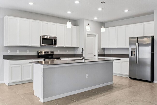 Building Photo - 781 Taurus Ln