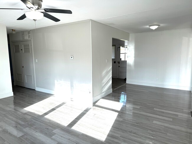 Building Photo - 3044 Wilce Ave