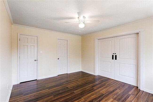 Building Photo - 5791 Lisa Ln