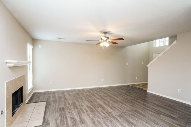 Building Photo - 18407 Heartland Ct