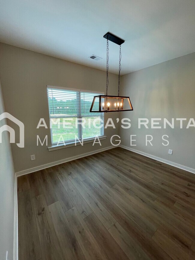 Building Photo - Home for Rent in Brookwood, AL!!! View wit...