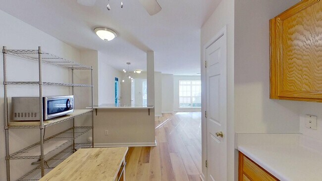 Building Photo - 2611 Ivory Run Way