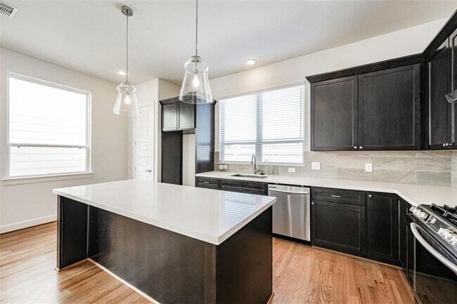 Building Photo - 2705 Eado Edge Ct