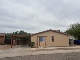 Building Photo - 4098 E White Water Dr