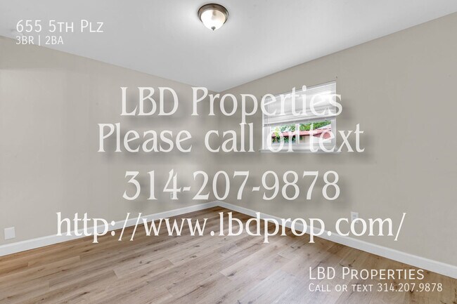 Building Photo - 655 5th Plaza
