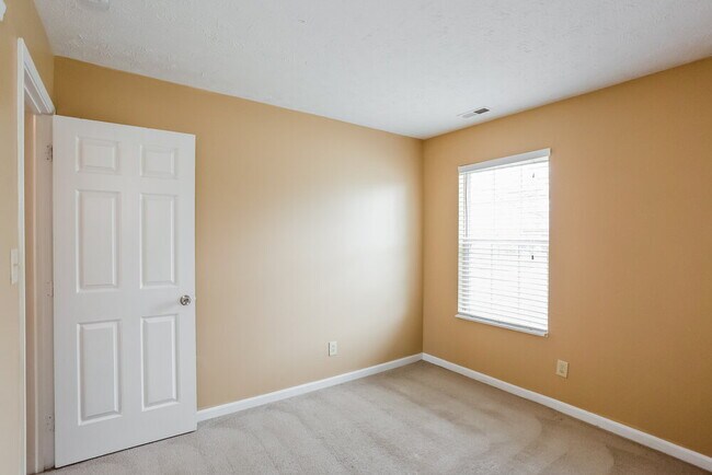 Building Photo - 10802 Sedgegrass Dr