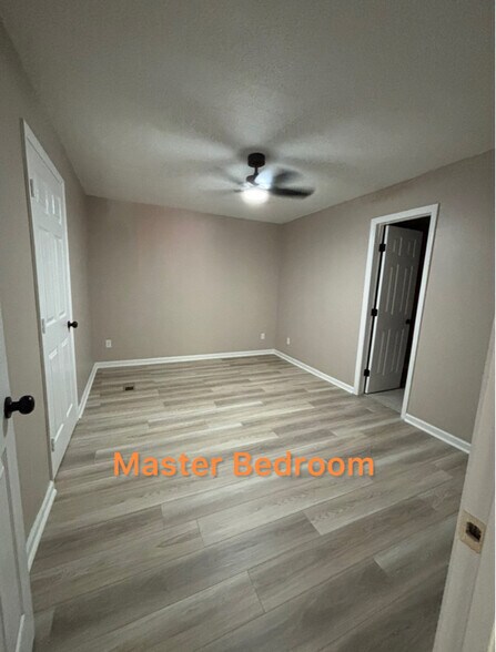 Building Photo - 617 S Jones Ave