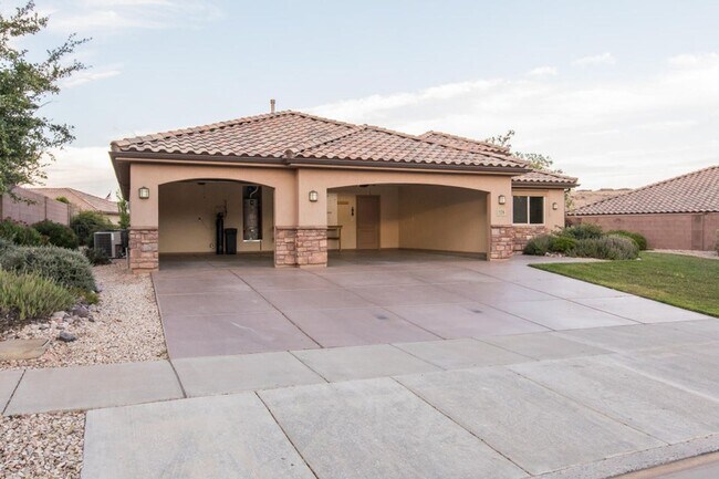 Building Photo - Custom 3 Bedroom Single-Family Home in Pri...