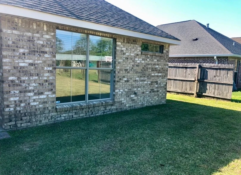 Building Photo - 13034 Oakberry Ln