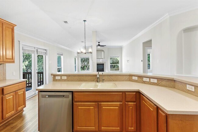 Building Photo - 10805 Ariock Ln