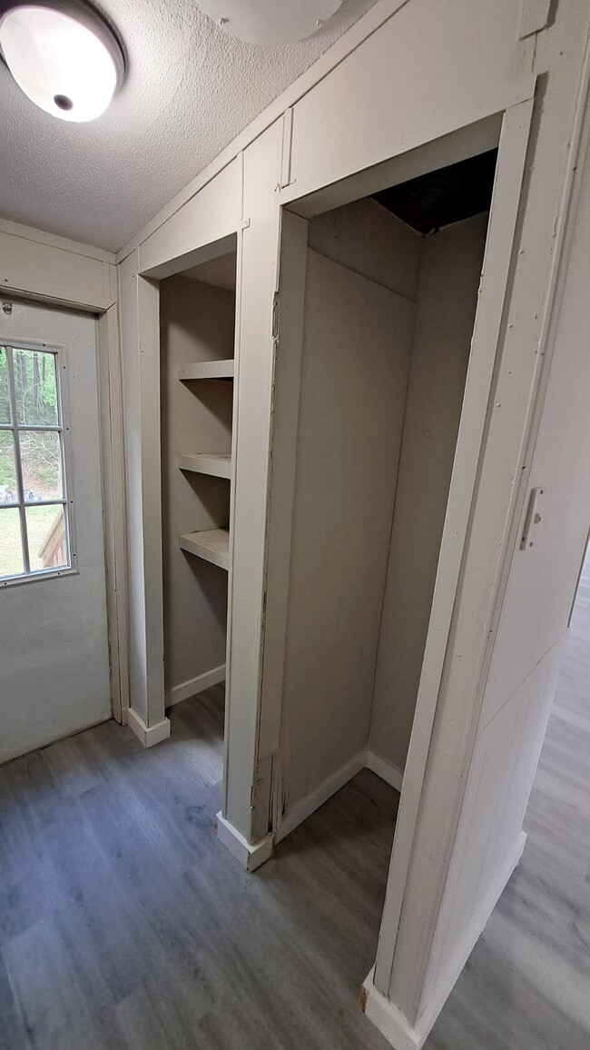 Building Photo - 113 Novits Nook Ct