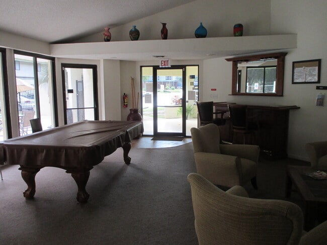 Building Photo - 2bed/1bath condo in convenient location......
