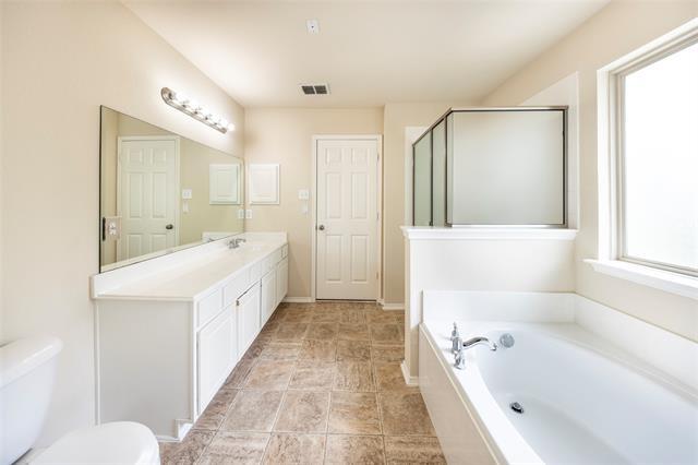 Building Photo - 5701 Quicksilver Dr