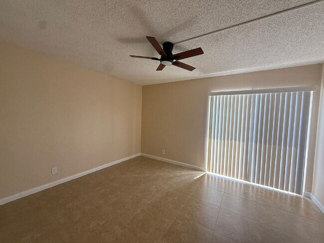 Building Photo - Charming 2-Bed Condo with a View – Water I...