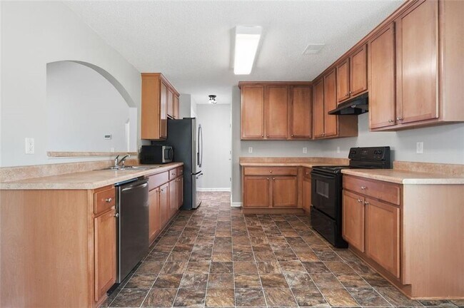 Building Photo - 465 Camella Cir