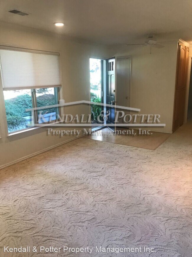Building Photo - 2 br, 1 bath House - 1114 Sutherland #1