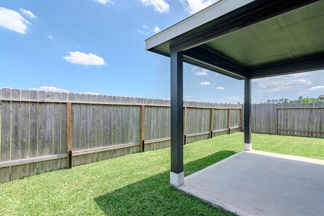 Building Photo - 4922 Blue Jacaranda Wy