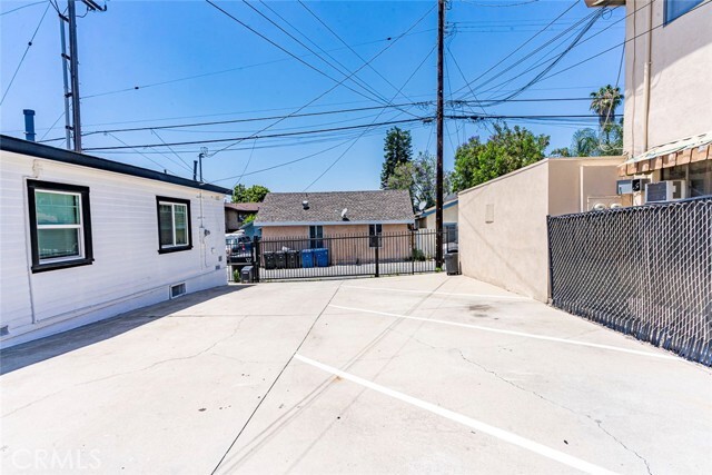 Building Photo - 6745 Newlin Ave