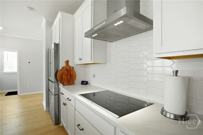 Building Photo - 25 Ashmont St