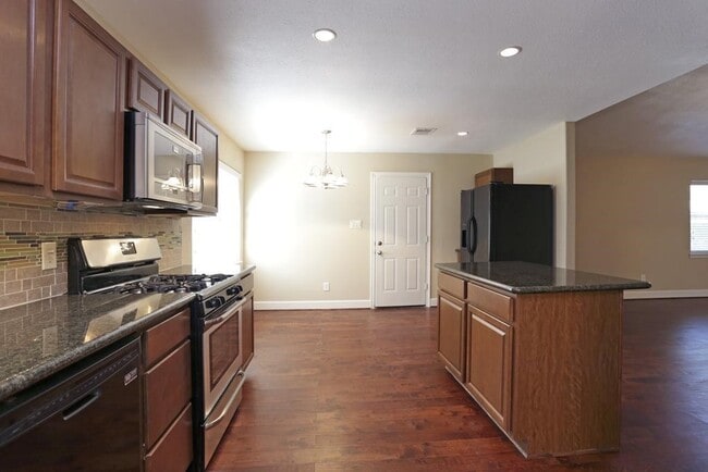 Building Photo - 12531 Hazelwood Ln