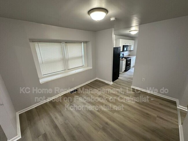 Building Photo - 4116 Springfield St