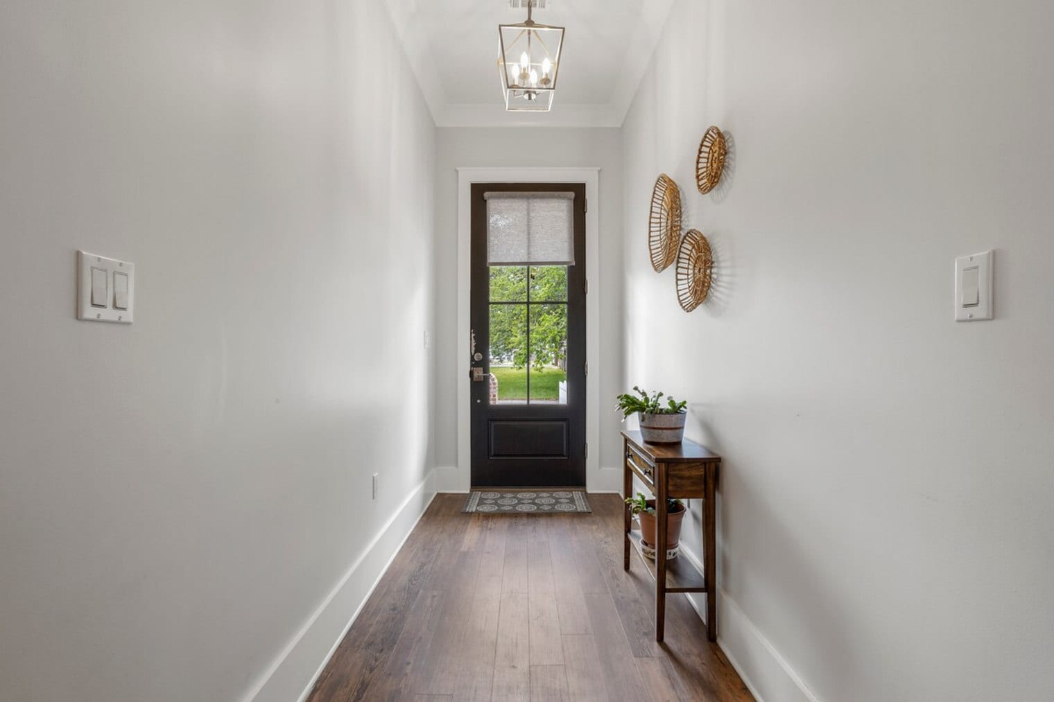 Building Photo - 164 Markham Dr