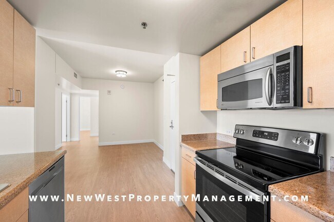 Building Photo - Light and Bright Little Italy 2-Bedroom at