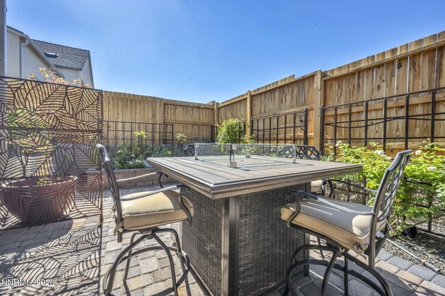 Building Photo - 2958 Saddle Peak Dr