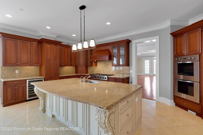 Building Photo - 131 Oval Rd