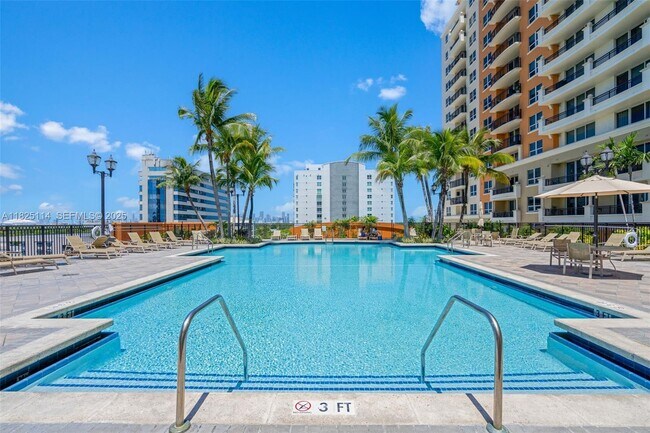 Building Photo - 3232 SW 22nd Terrace