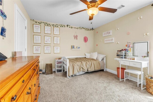 Building Photo - 1808 Mabel Dr