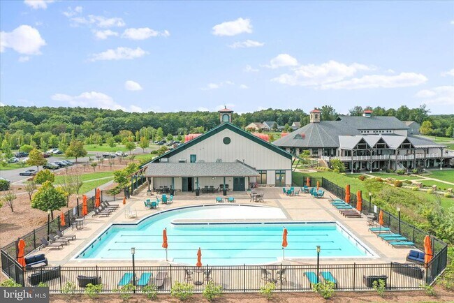 Building Photo - 166 Trout Lily Dr