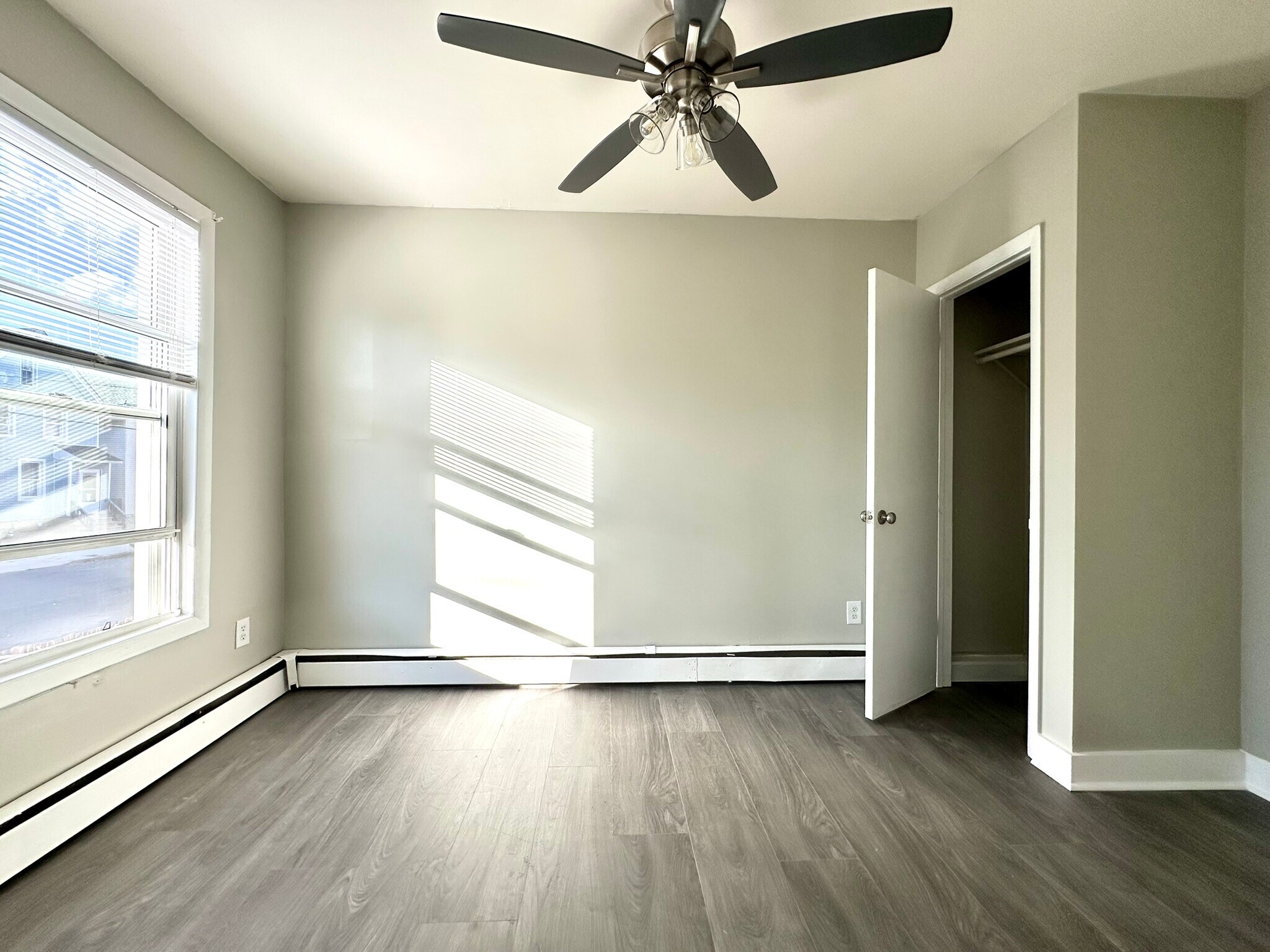 Building Photo - 89 Haven St