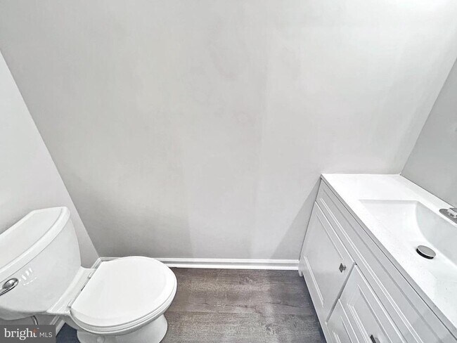 Building Photo - 19008 Amarillo Dr