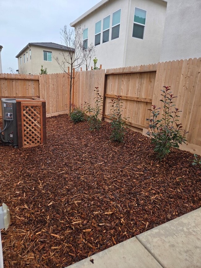 Building Photo - Brand New! Silverbrook Community at The Ranch