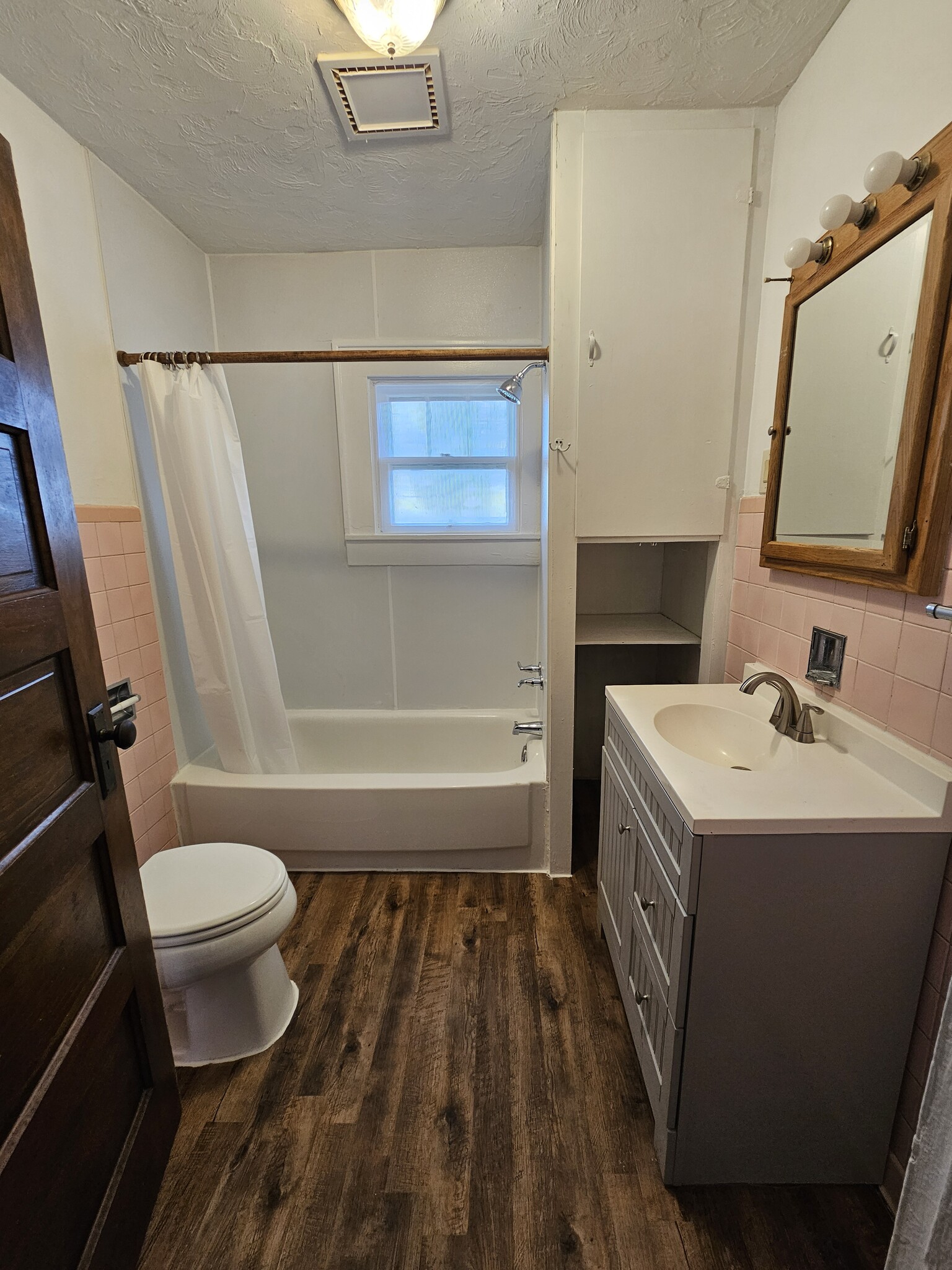 Building Photo - 5912 W 200 S