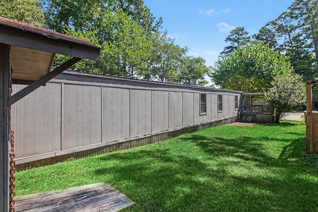 Building Photo - 14351 W Ravine Run