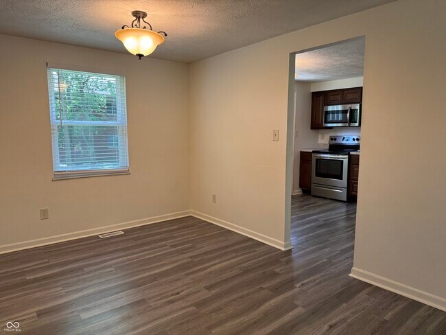 Building Photo - 7717 Cambridge Dr