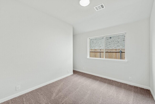 Building Photo - 3023 Dakota Trl