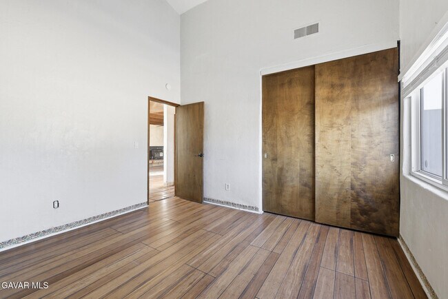 Building Photo - 40555 20th St W