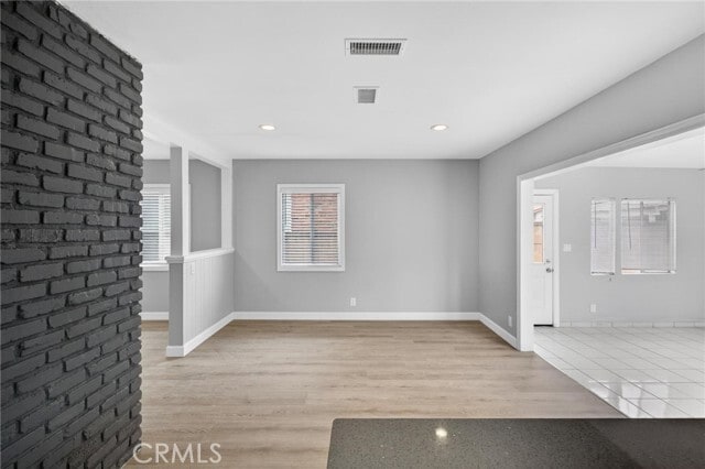 Building Photo - 13808 S Catalina Ave